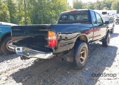 1999 Toyota Tacoma из США, поврежденный, VIN 4TAWN72N2XZ402410